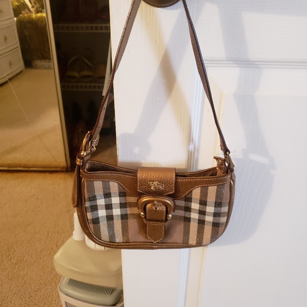 Limited Addition Burberry Date/Girl's Night Bag